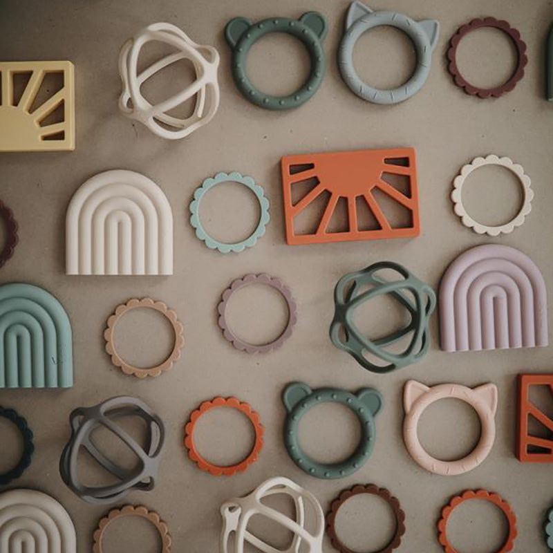 Mushie® Grizalo žogica Tradewinds Mushie