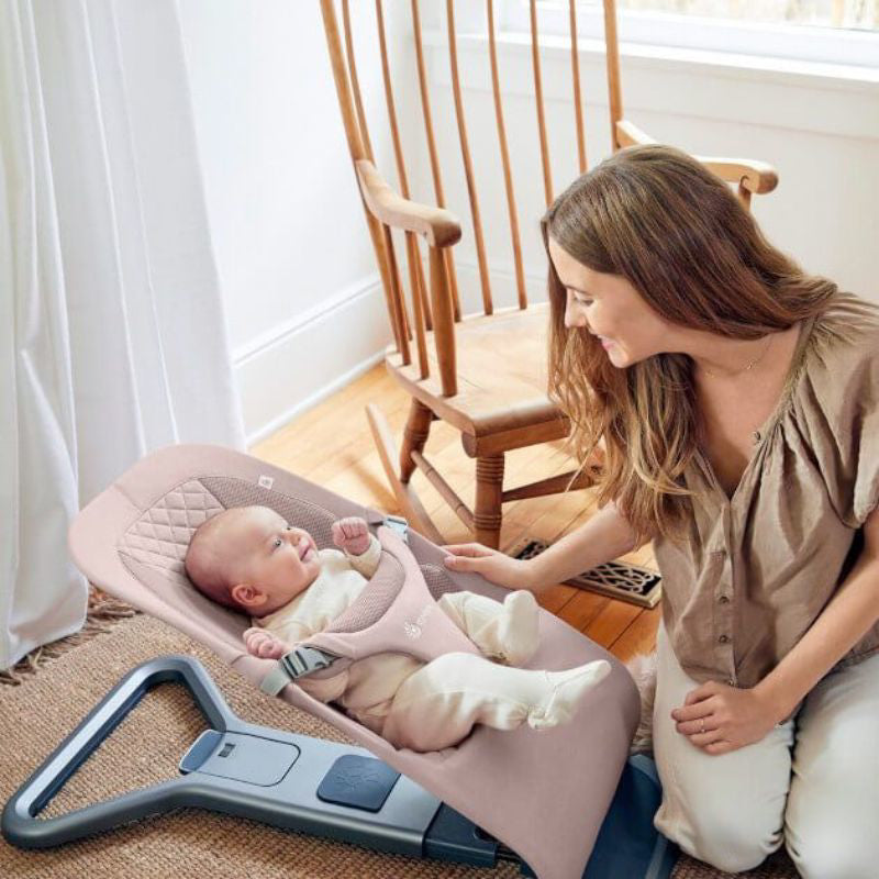 Ergobaby® Evolve ležalnik 3v1 Blush Pink Ergobaby