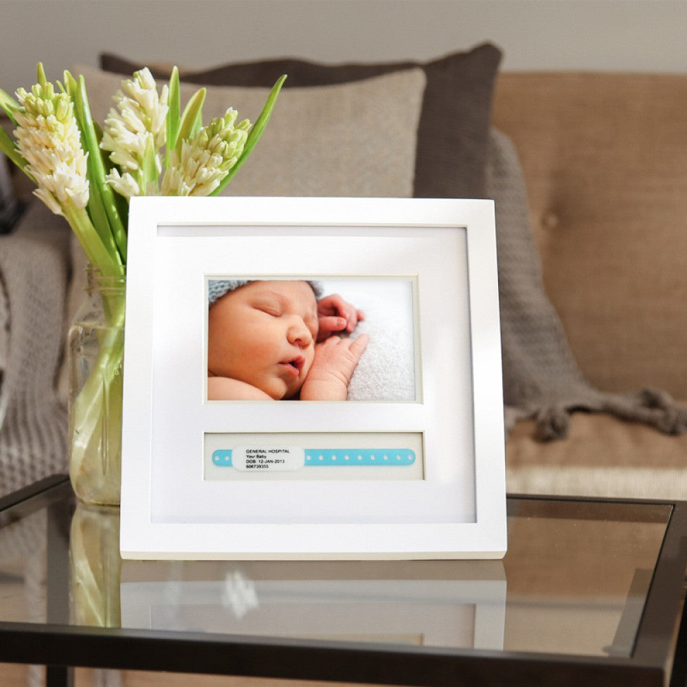 Pearhead® Okvir Slika in porodna ID zapestnica White Pearhead