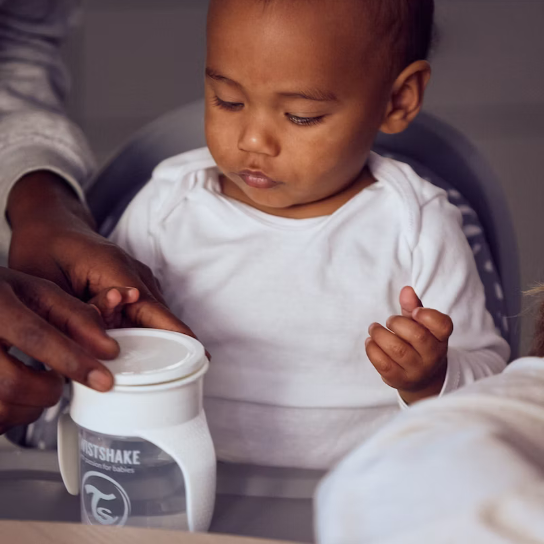 Twistshake® 360 Lonček za učenje pitja 230ml White Twistshake