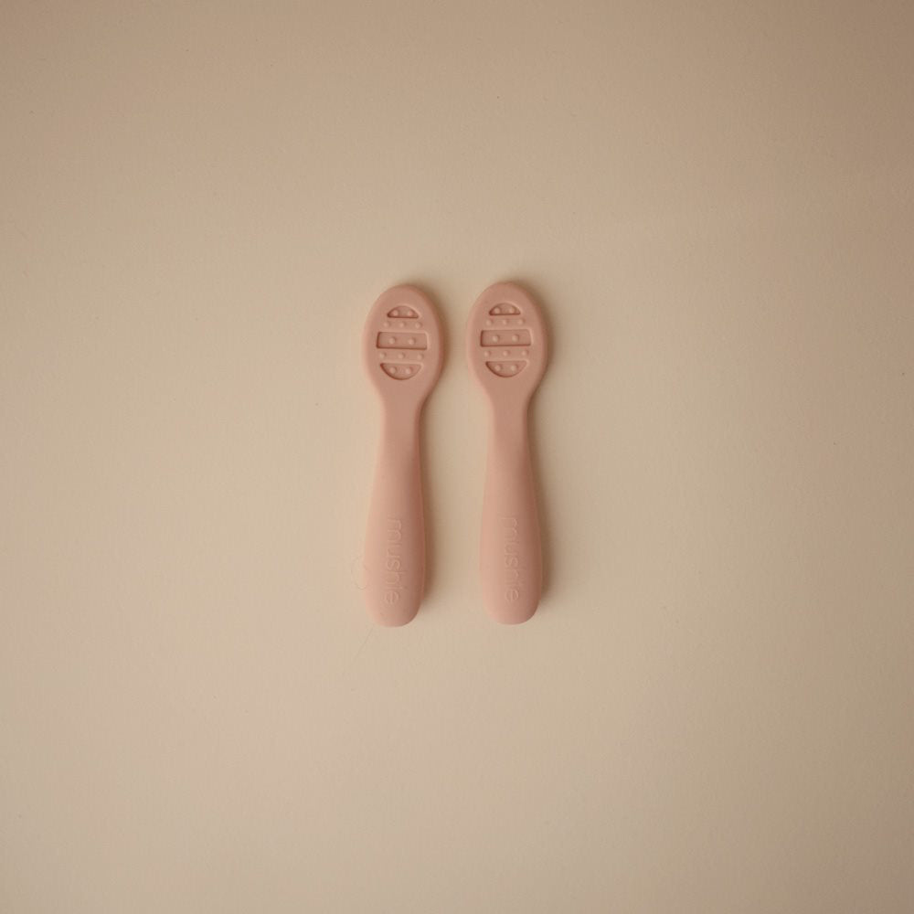 Mushie® Silikonske žličke za hranjenje Blush/Shifting Sand Mushie