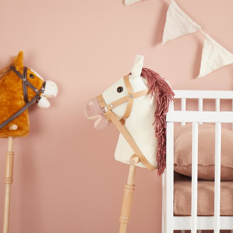 Bieco® Plišasta igrača Konj Ginger Bieco