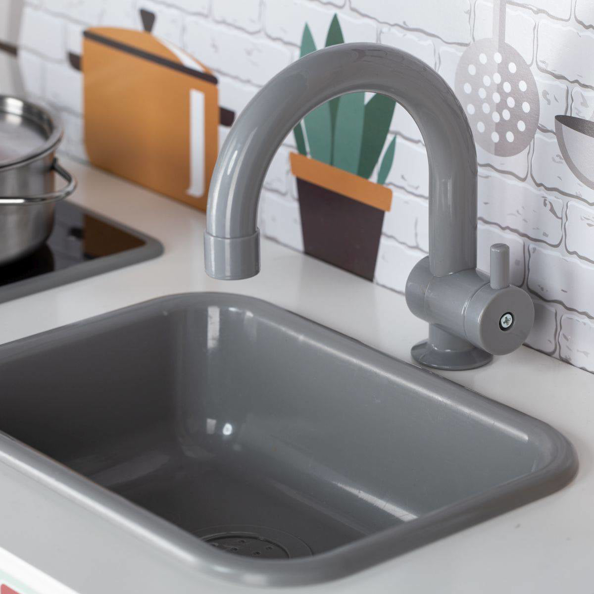 Free2Play® Lesena kuhinja Mini Chef z dodatki Free2Play