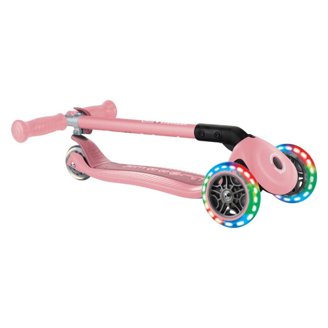 Globber® Otroški skiro s svetlečimi kolesi Primo Pastel Pink Globber