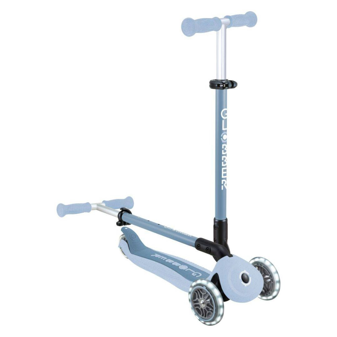 Globber® Zložljivi otroški skiro GO UP Active ECO s svetlečimi kolesi Blueberry Globber