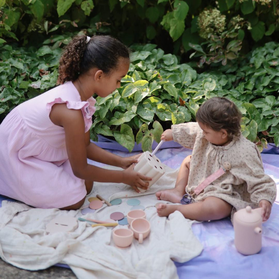 Mushie® Igra sortiranja barv in oblik Mushie