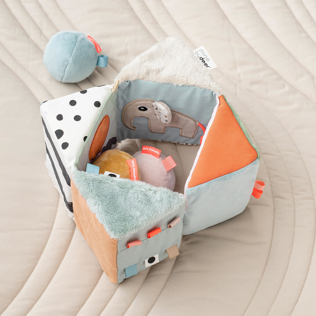 Done by Deer® Zložljiva raziskovalna kocka Deer Friends Done by Deer