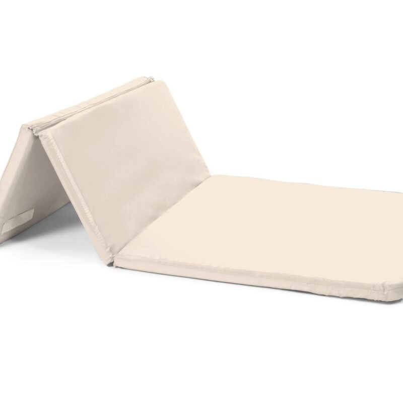 AeroMoov® Prenosna posteljica Confetti Hearts AeroMoov