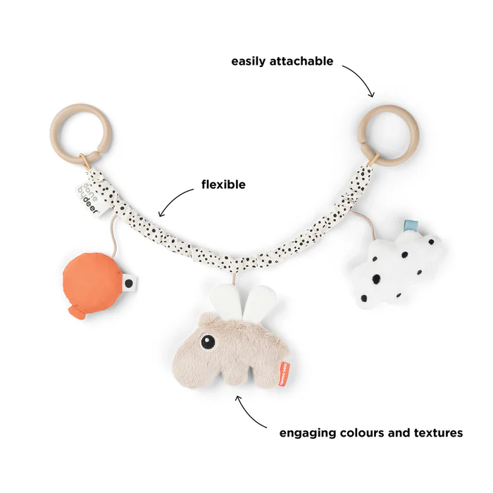 Done by Deer® Igračka za voziček Happy Clouds Sand Done by Deer