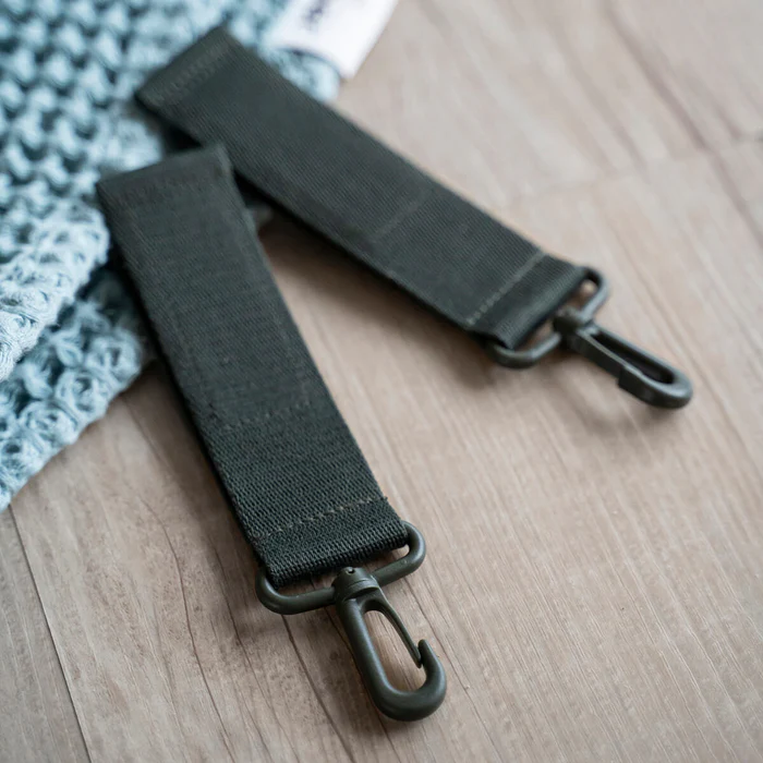 Done by Deer® Previjalni nahrbtnik Black Done by Deer