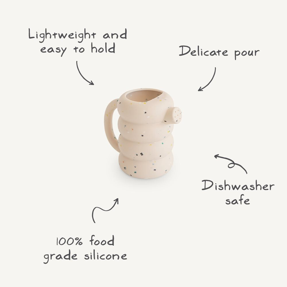 Mushie® Zalivalka iz silikona Peony Mushie