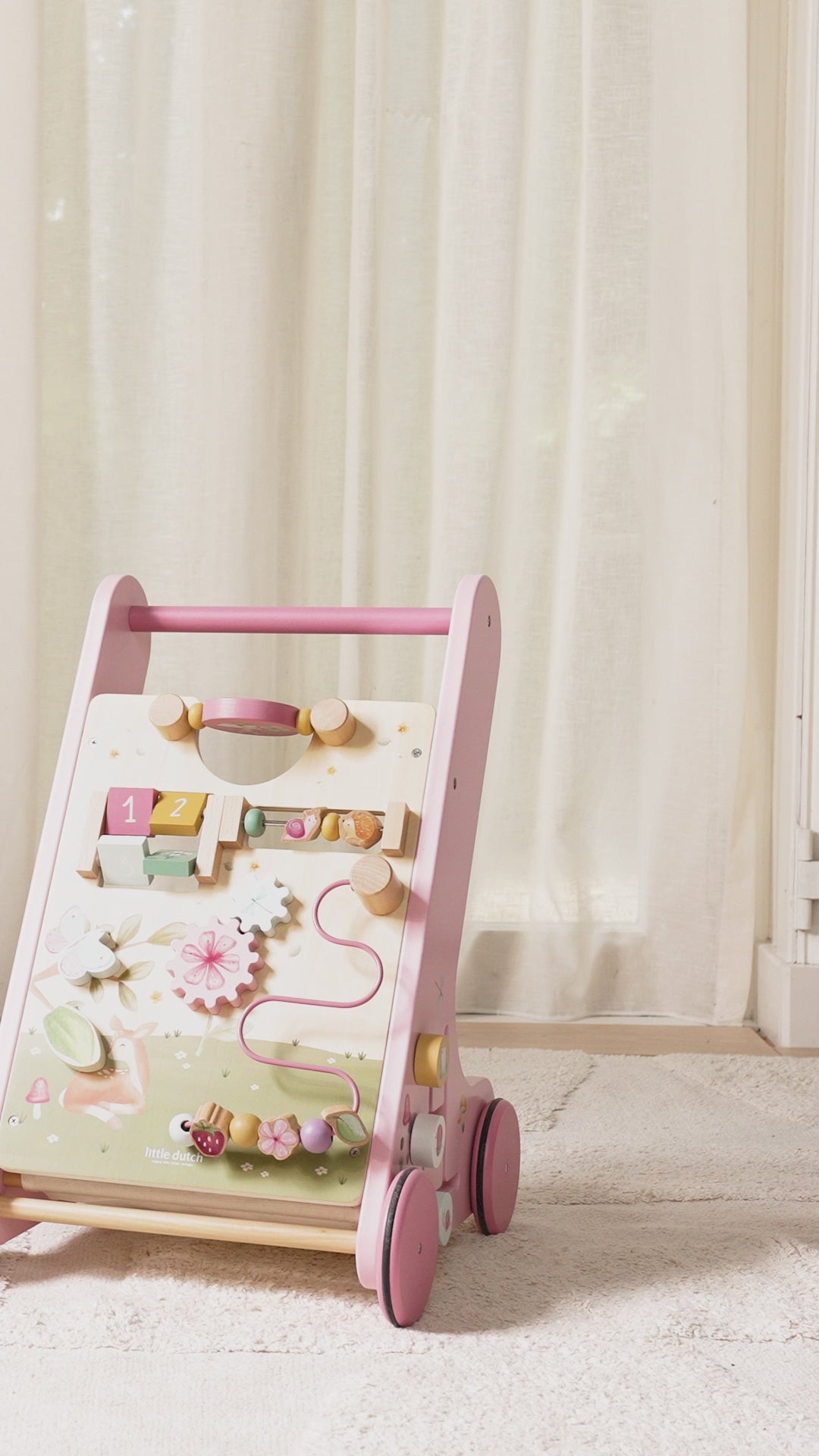 Charger la vidéo : Little Dutch® Chariot à blocs Fairy Garden