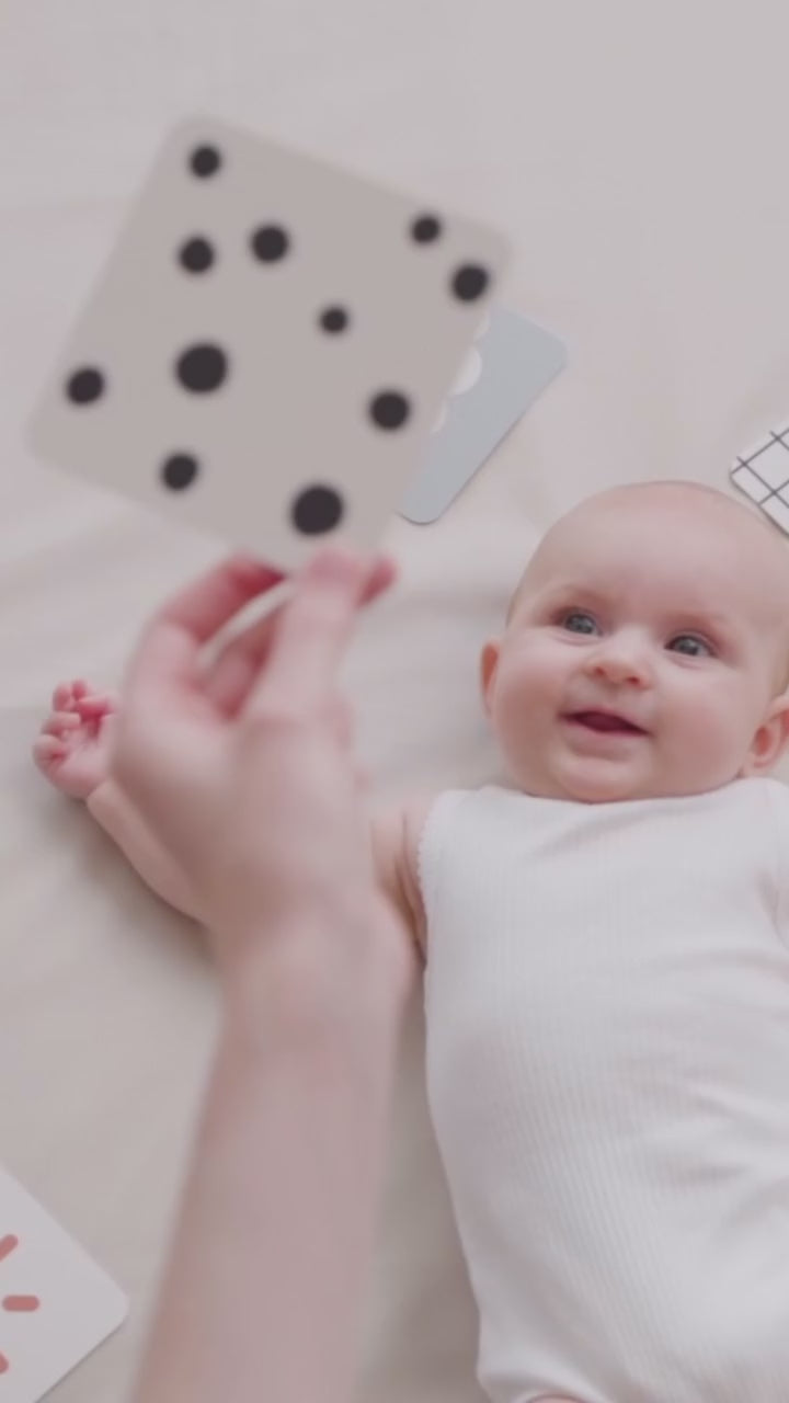 Carica video: Done by Deer® Portacarte Deer friends