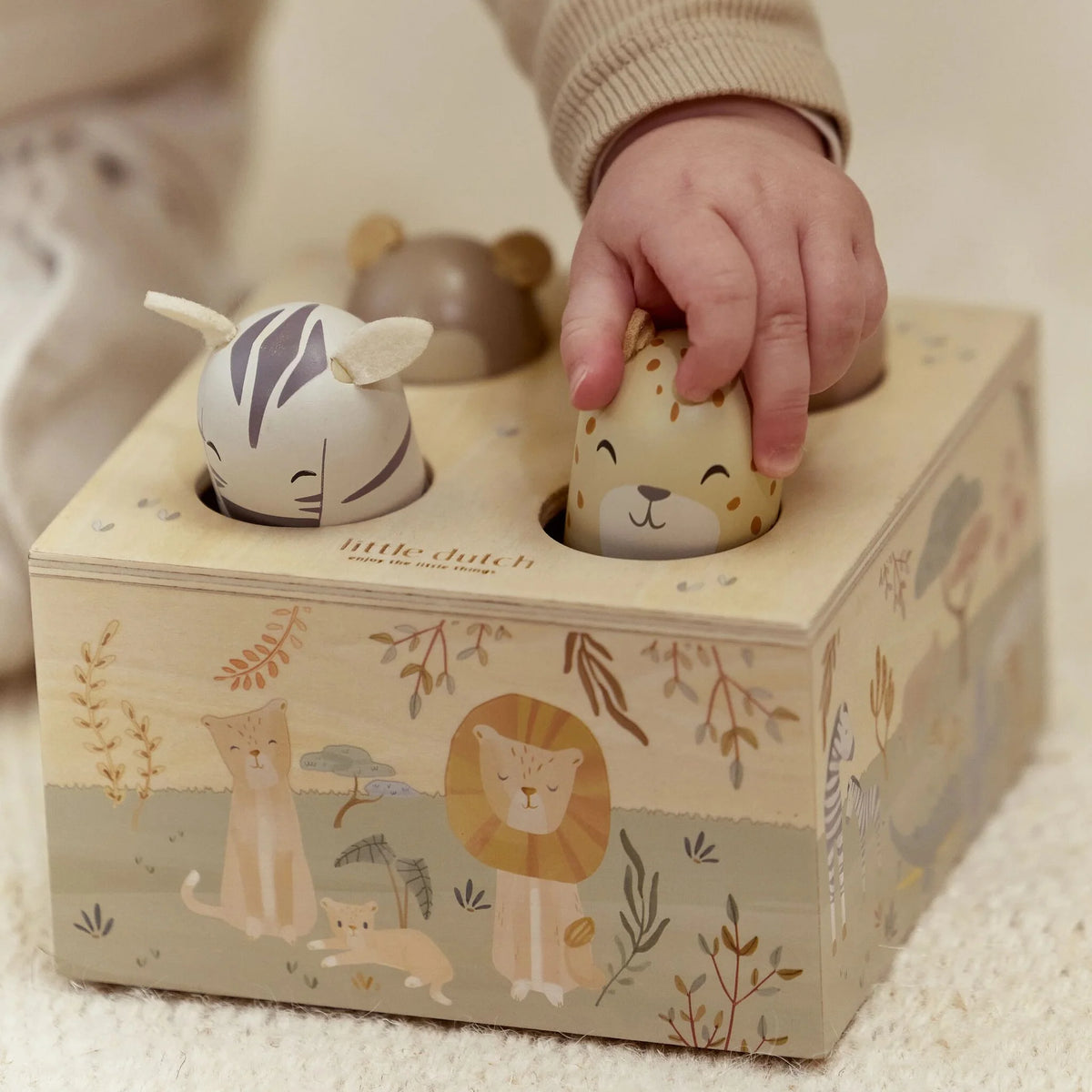 Little Dutch® "Pop up" wooden toy Safari Friends – slika 6