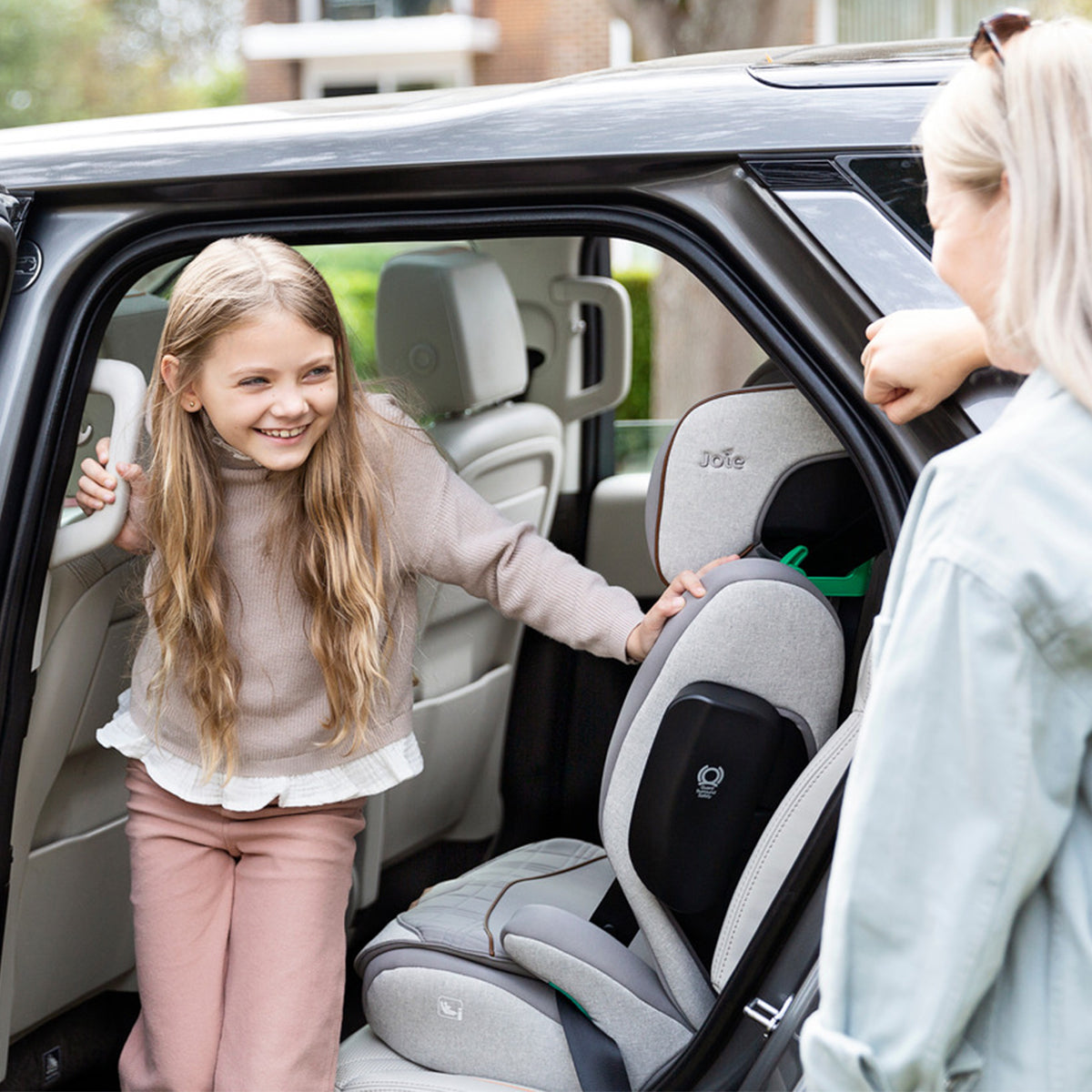 Joie® Otroški avtosedež i-Traver™ i-Size 2/3 (100-150 cm) Signature Pine Joie