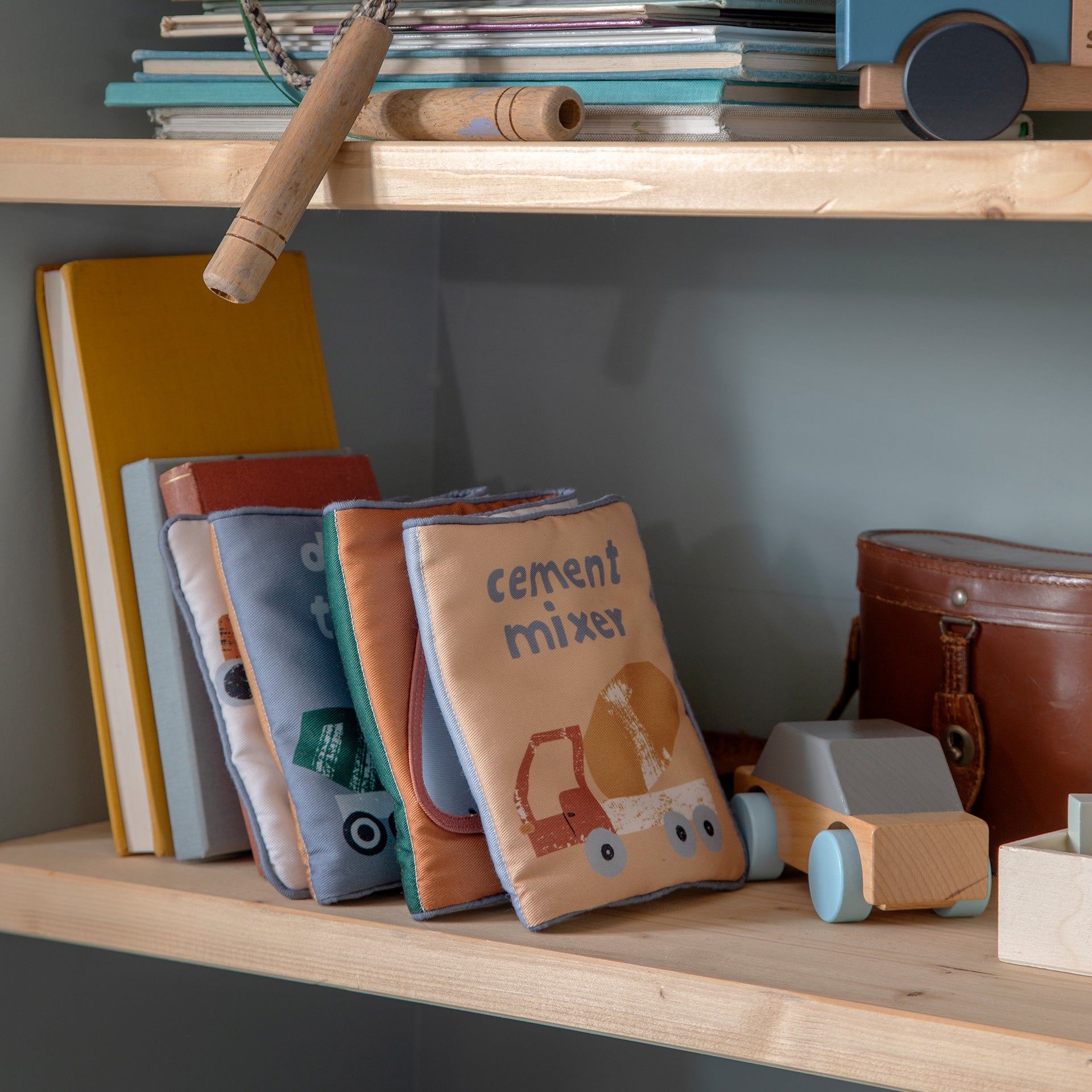 Sebra® Mehka aktivnostna knjigica Busy Builders Sebra