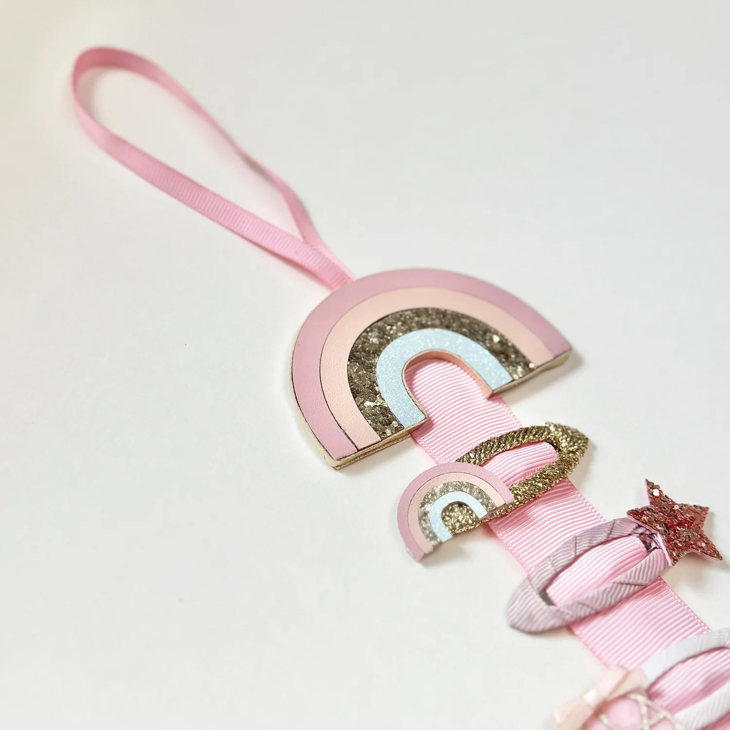 Rockahula® Obešalnik za sponke Shimmer Rainbow Rockahula