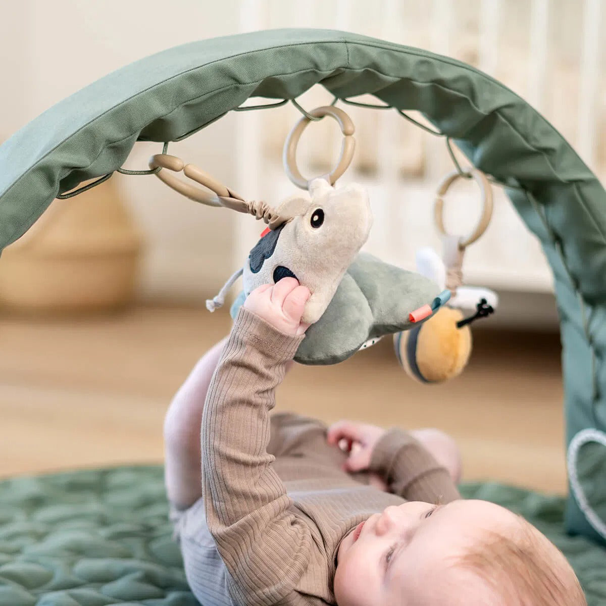 Done by Deer® Aktivnostni igralni lok Tiny Farm Done by Deer