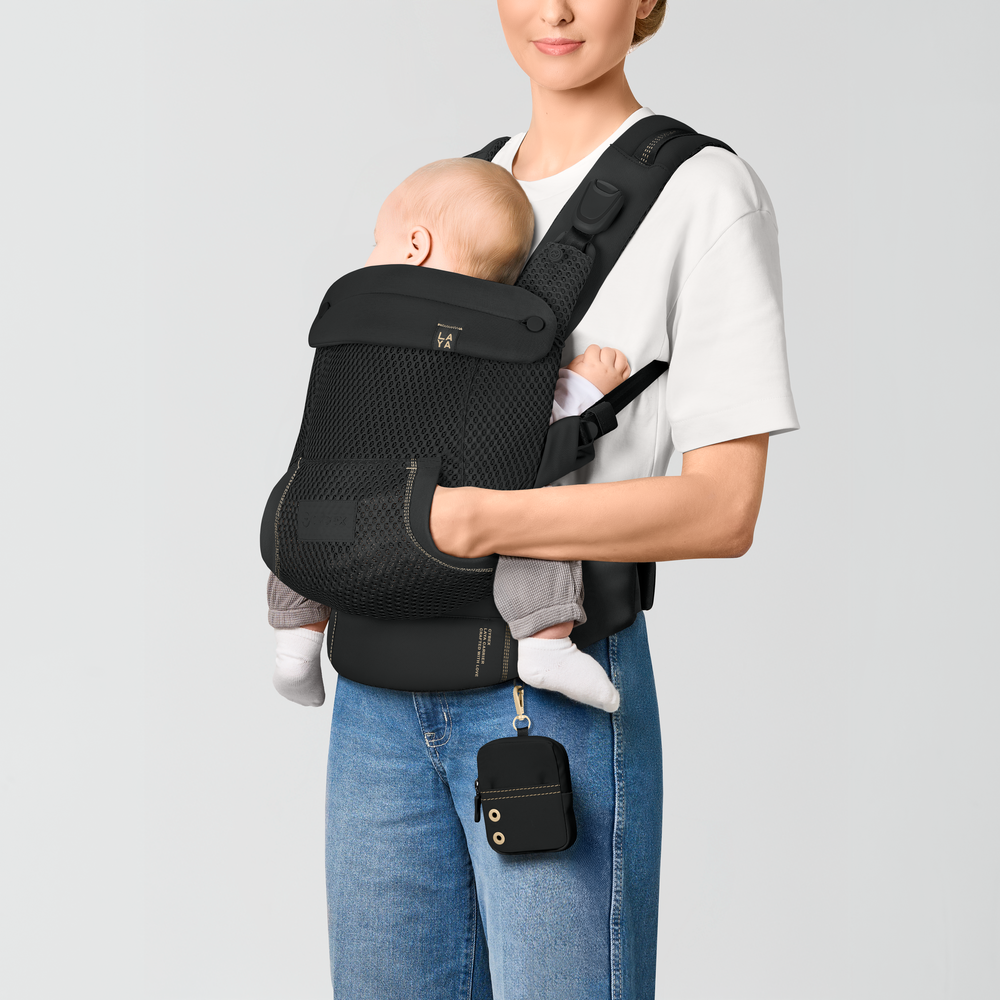 Cybex® Ergonomska nosilka Laya™ (3,2-15 kg) Magic Black Cybex