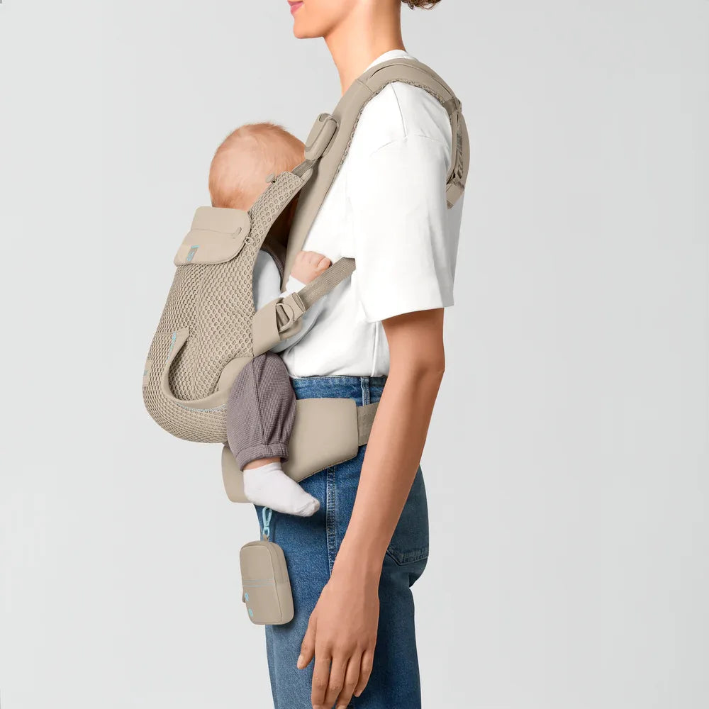 Cybex® Ergonomska nosilka Laya™ (3,2-15 kg) Almond Beige Cybex