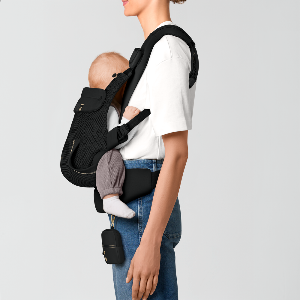 Cybex® Ergonomska nosilka Laya™ (3,2-15 kg) Magic Black Cybex