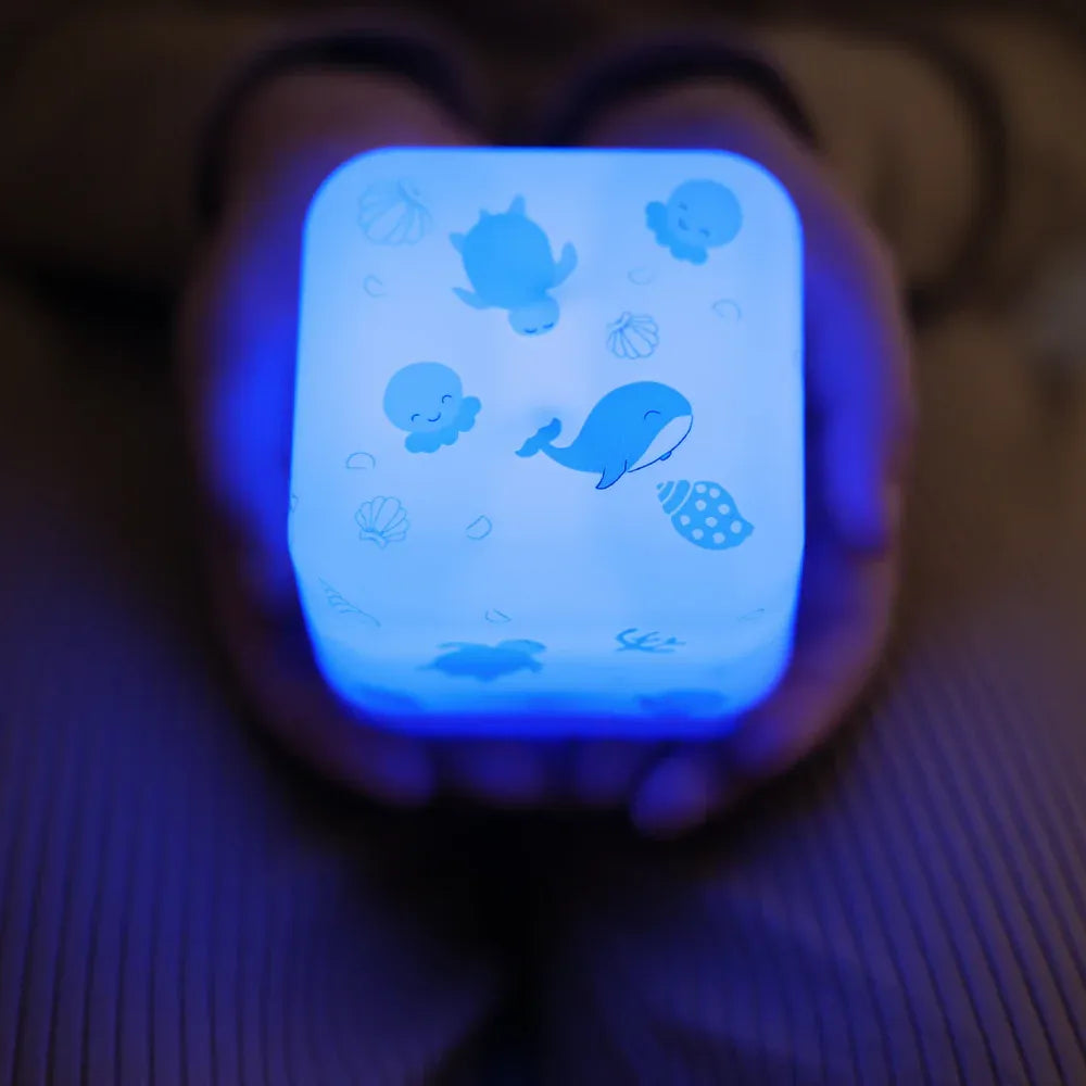 Cloud B® Cube B Nočna lučka Ocean Cloud B