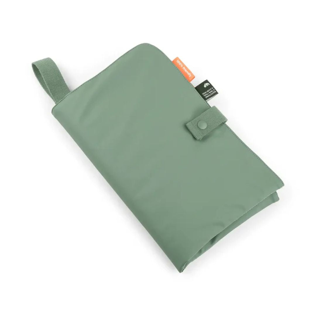 Done by Deer® Prenosna previjalna podloga Green Done by Deer