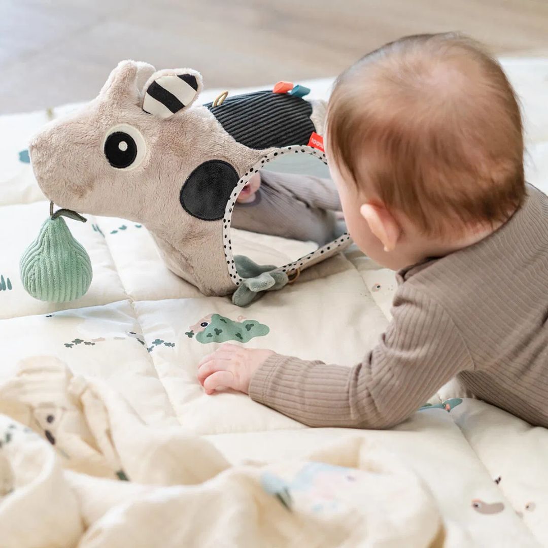 Done by Deer® Senzorično ogledalo za igro na trebuščku Dotti Sand Done by Deer