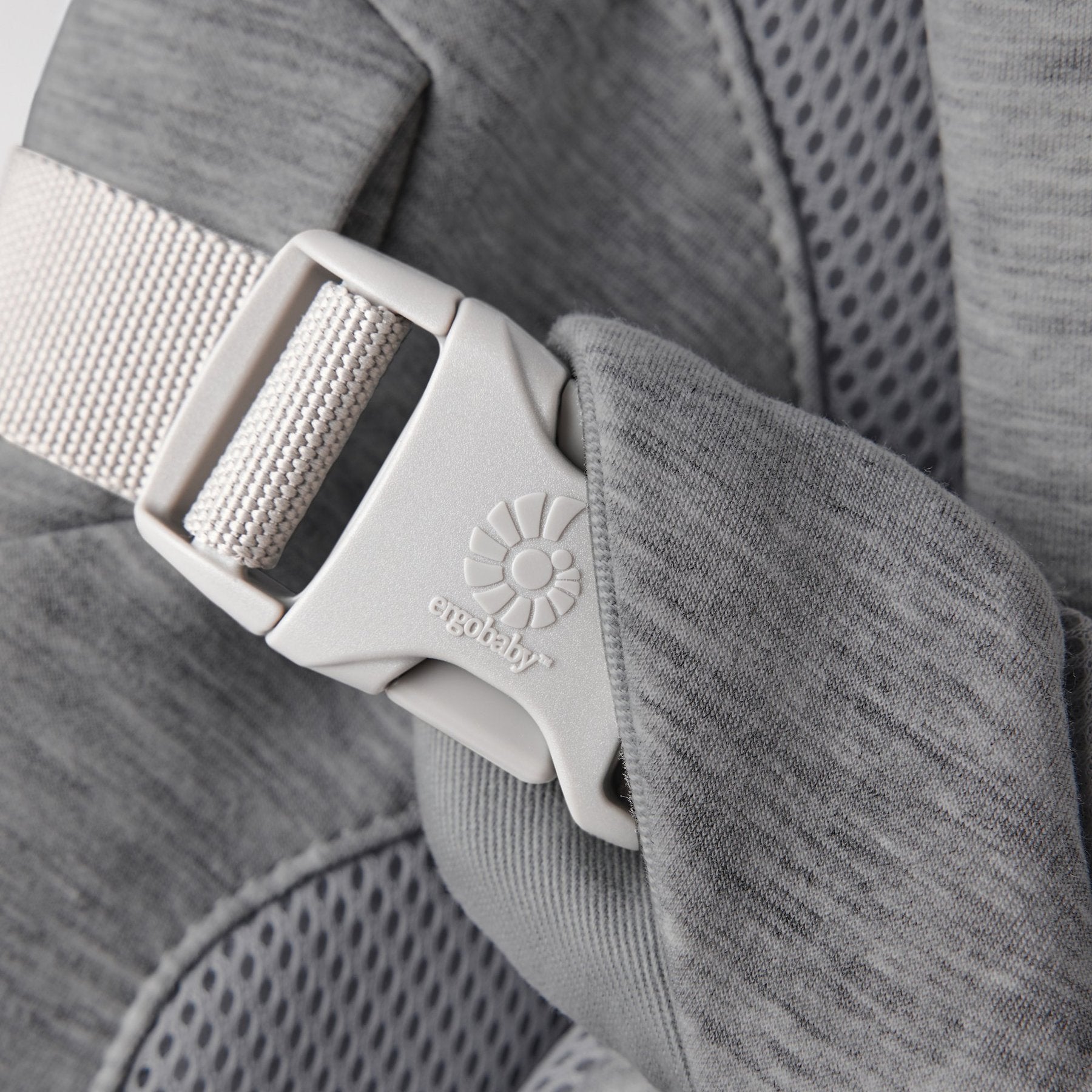 Ergobaby® Evolve ležaljka 3u1 Charcoal Grey 
