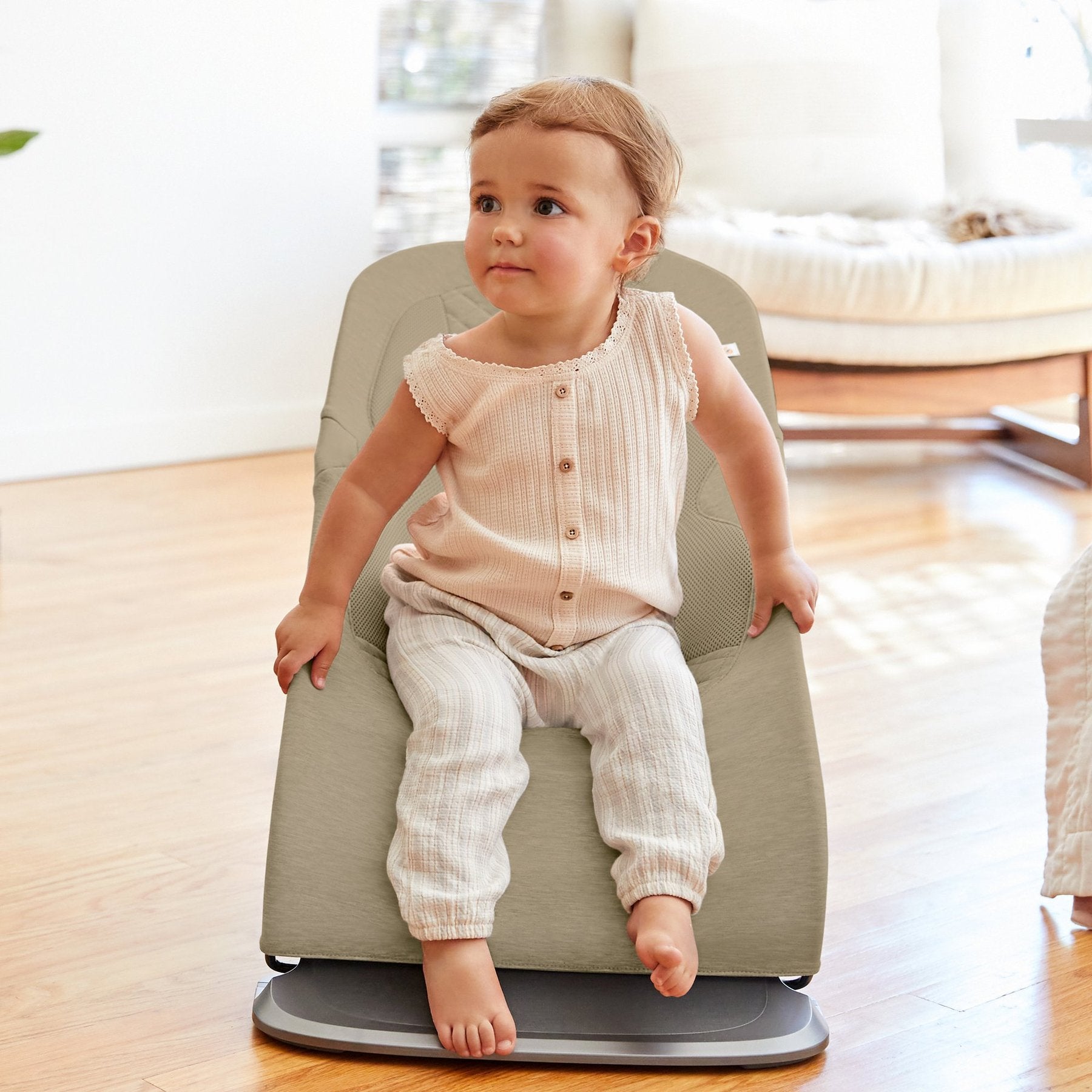 Ergobaby® Evolve Bouncer 3v1 Soft Olive