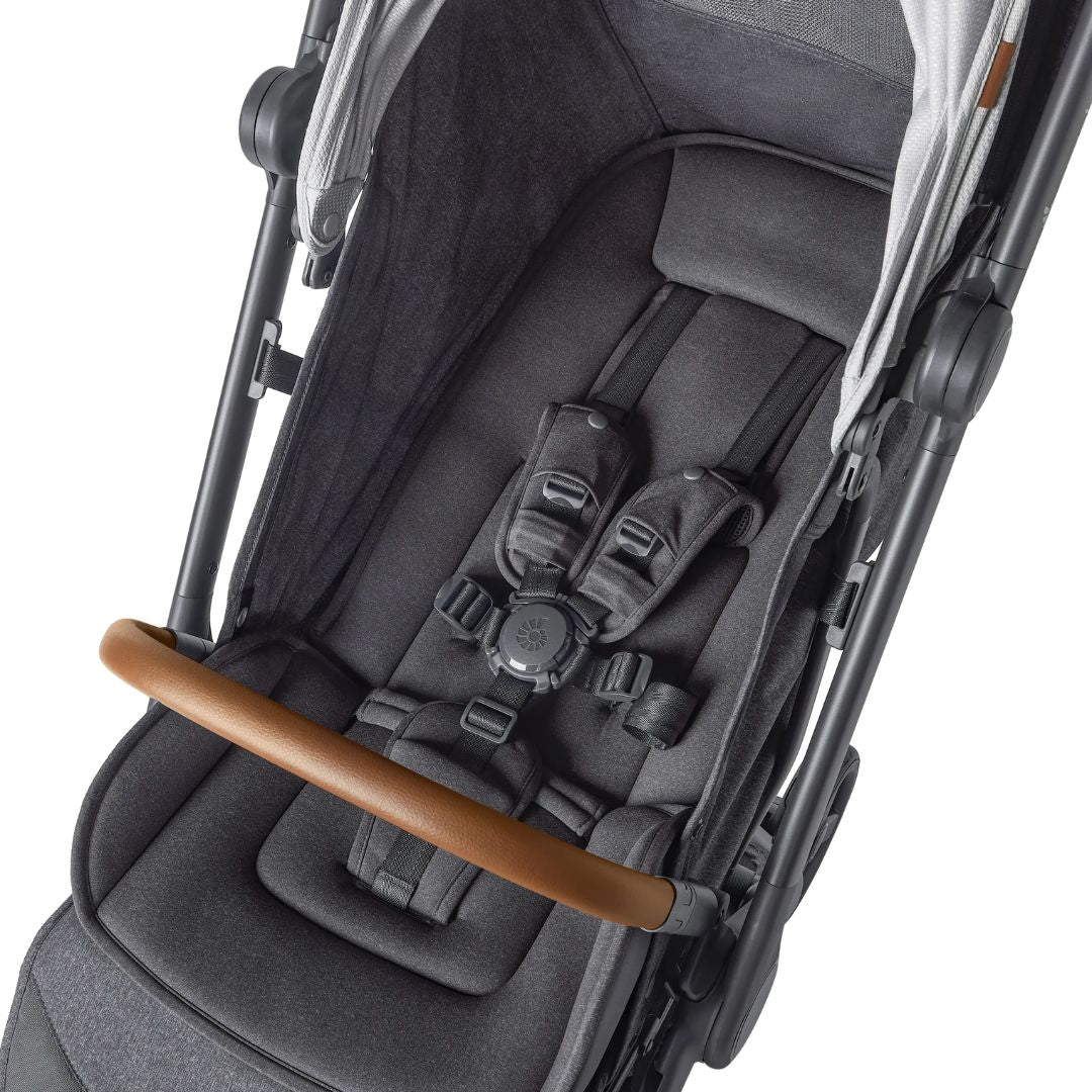 Ergobaby® Kompaktni mestni voziček Metro 3 Deluxe Black Ergobaby