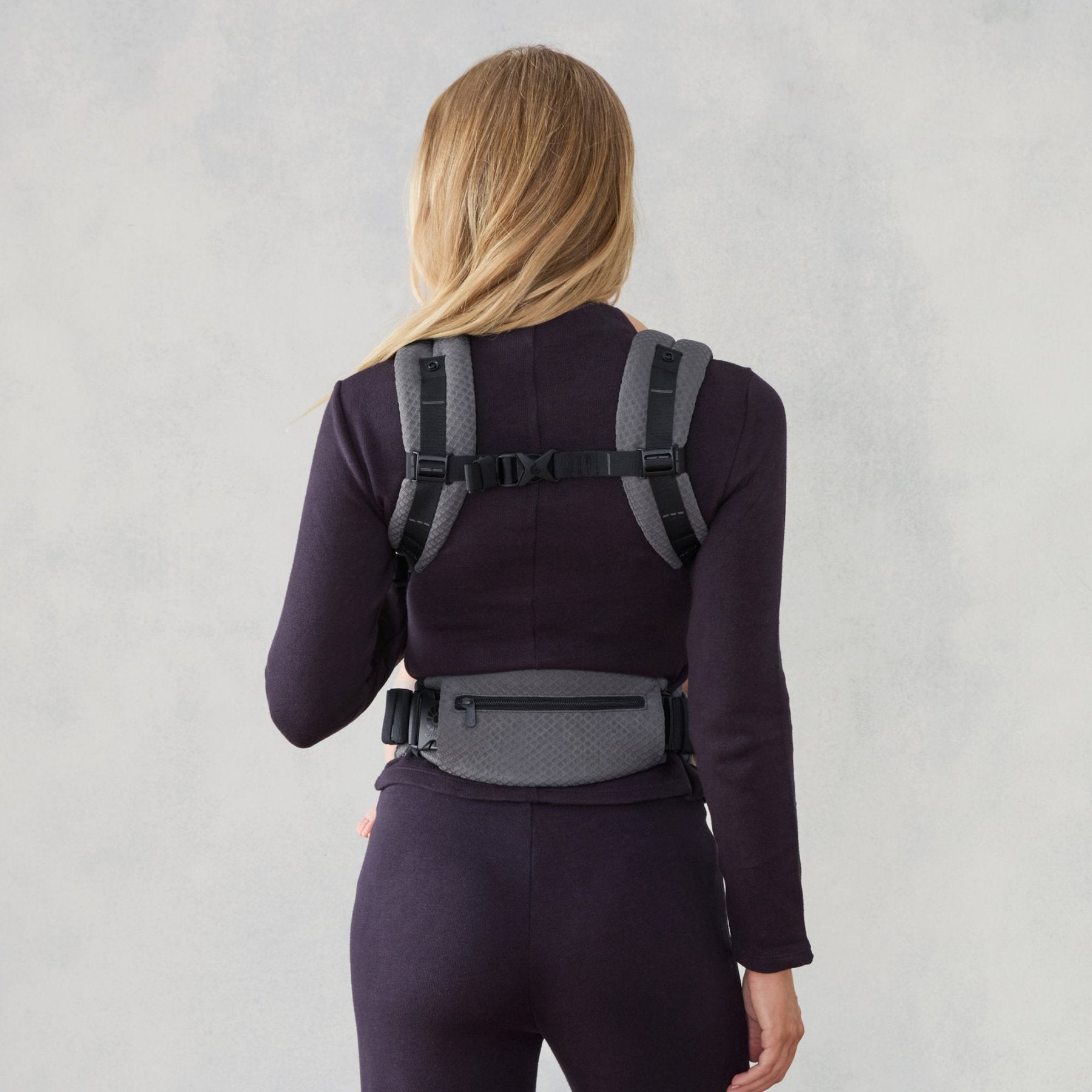 Ergobaby® Baby Carrier Omni Deluxe Mesh Graphite Grey