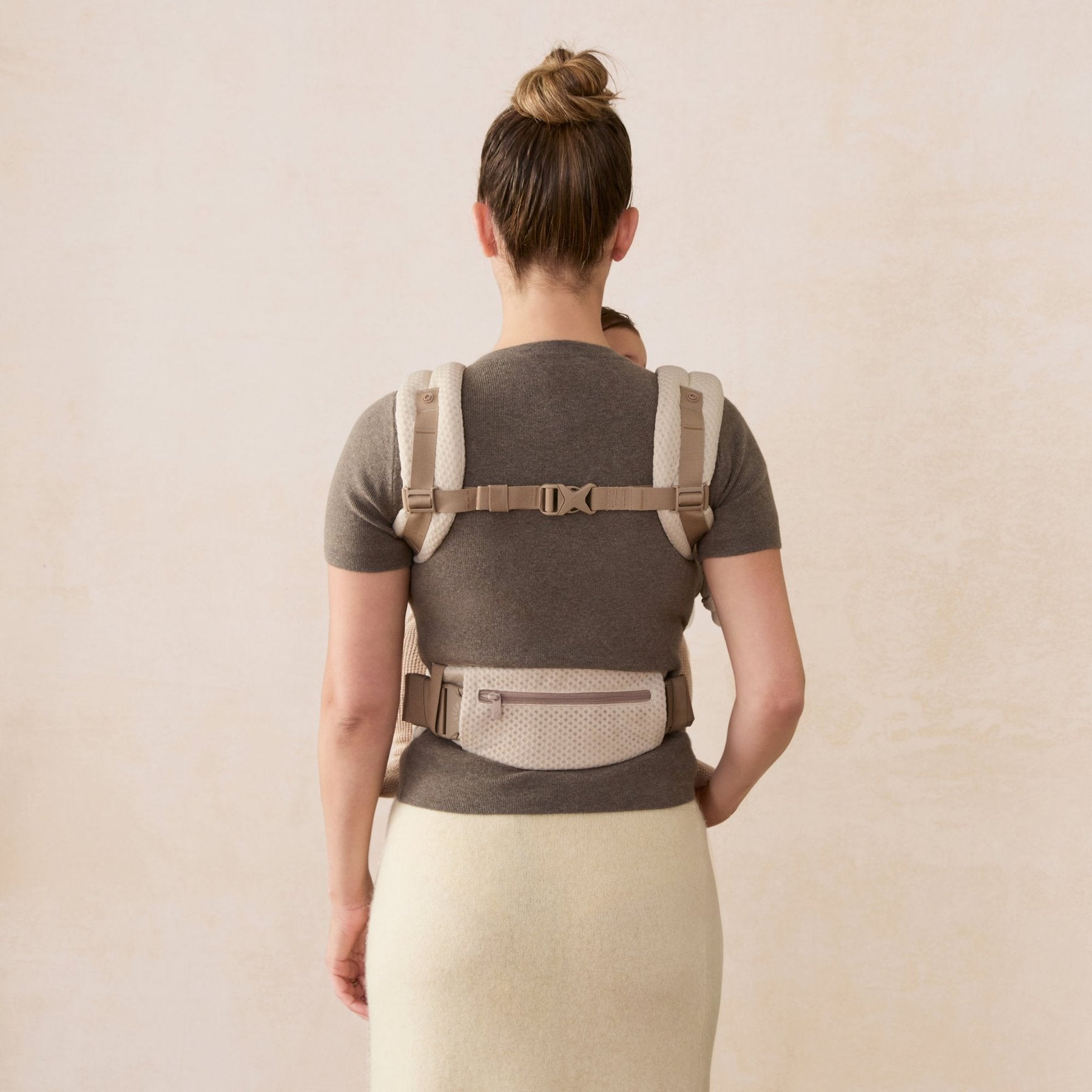 Ergobaby® Nosilka Omni Deluxe Mesh Natural Beige