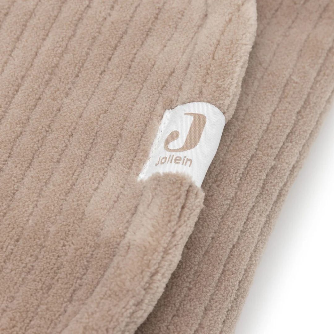 Jollein® Odeja za avtosedež Cloudy Rib Milky Coffee 105x100 Jollein