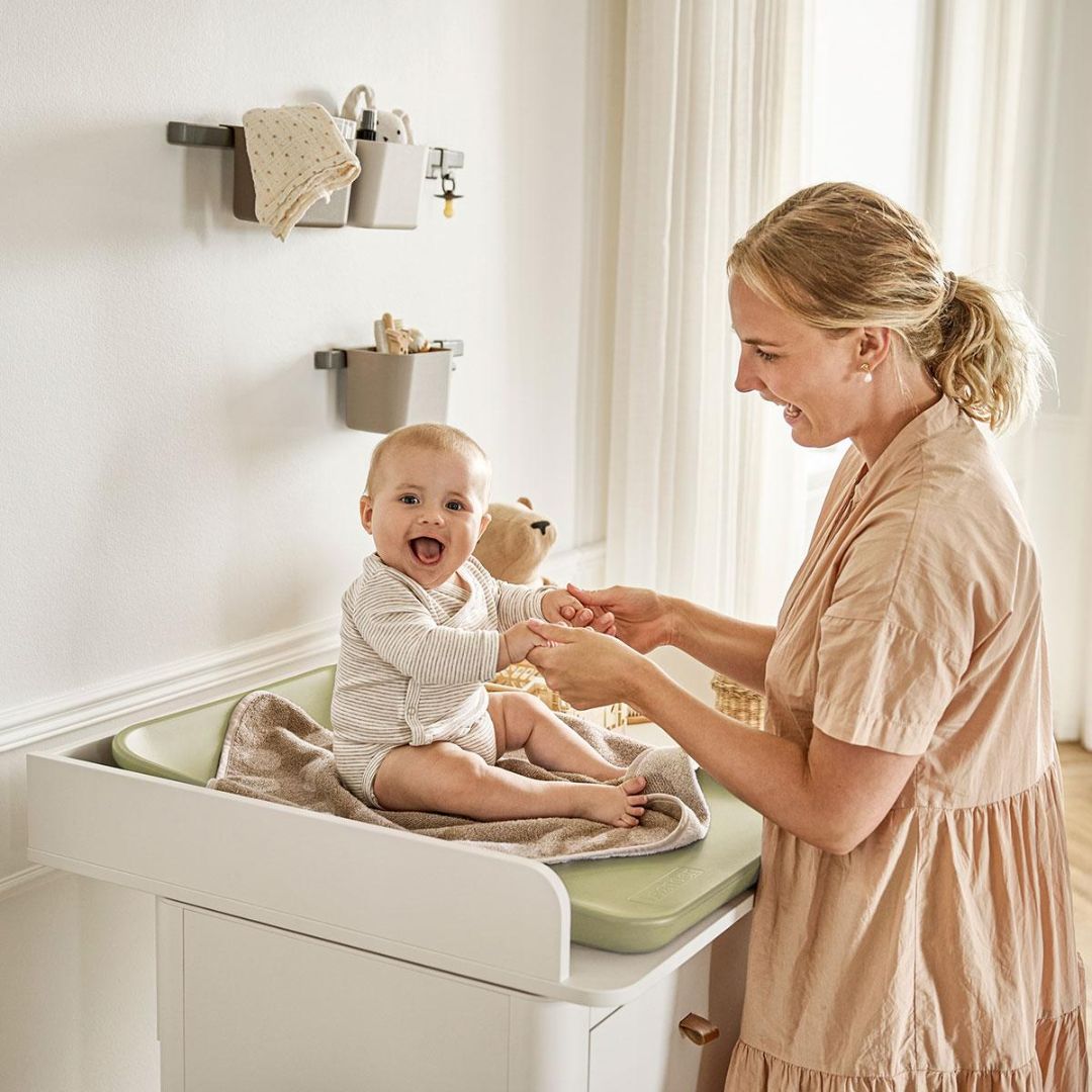 Leander® Previjalna podloga Matty Olive Limited Edition Leander