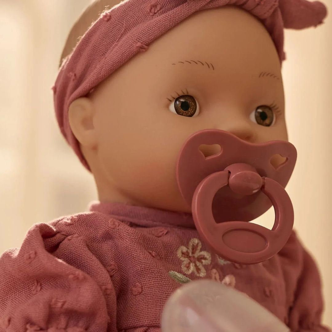 Little Dutch® Punčka ki pije in lula Livia