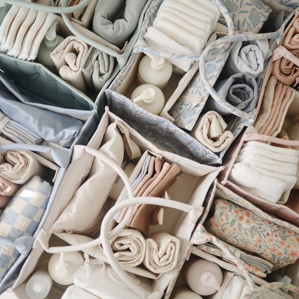 Mushie® Organizator za pleničke Blush Mushie