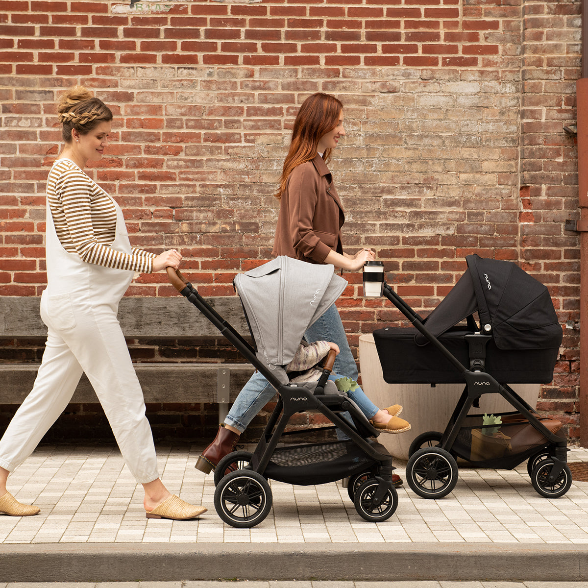 Nuna® Otroški voziček 4v1 Triv™ Next + Lytl™ + Pipa™ Next Chestnut + Isofix baza Next Nuna