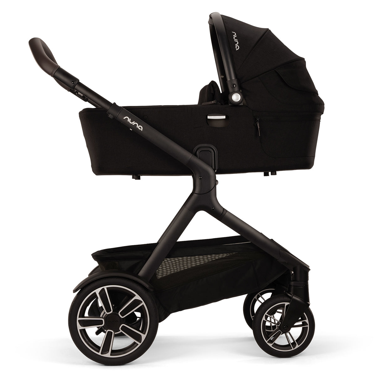 Nuna® Otroški voziček 4v1 Demi™ Next z rolko + Pipa™ Next Caviar + Isofix baza Next Nuna