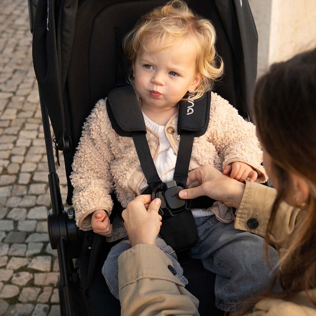 Nuna® Otroški voziček Ixxa™ Next Chestnut Nuna