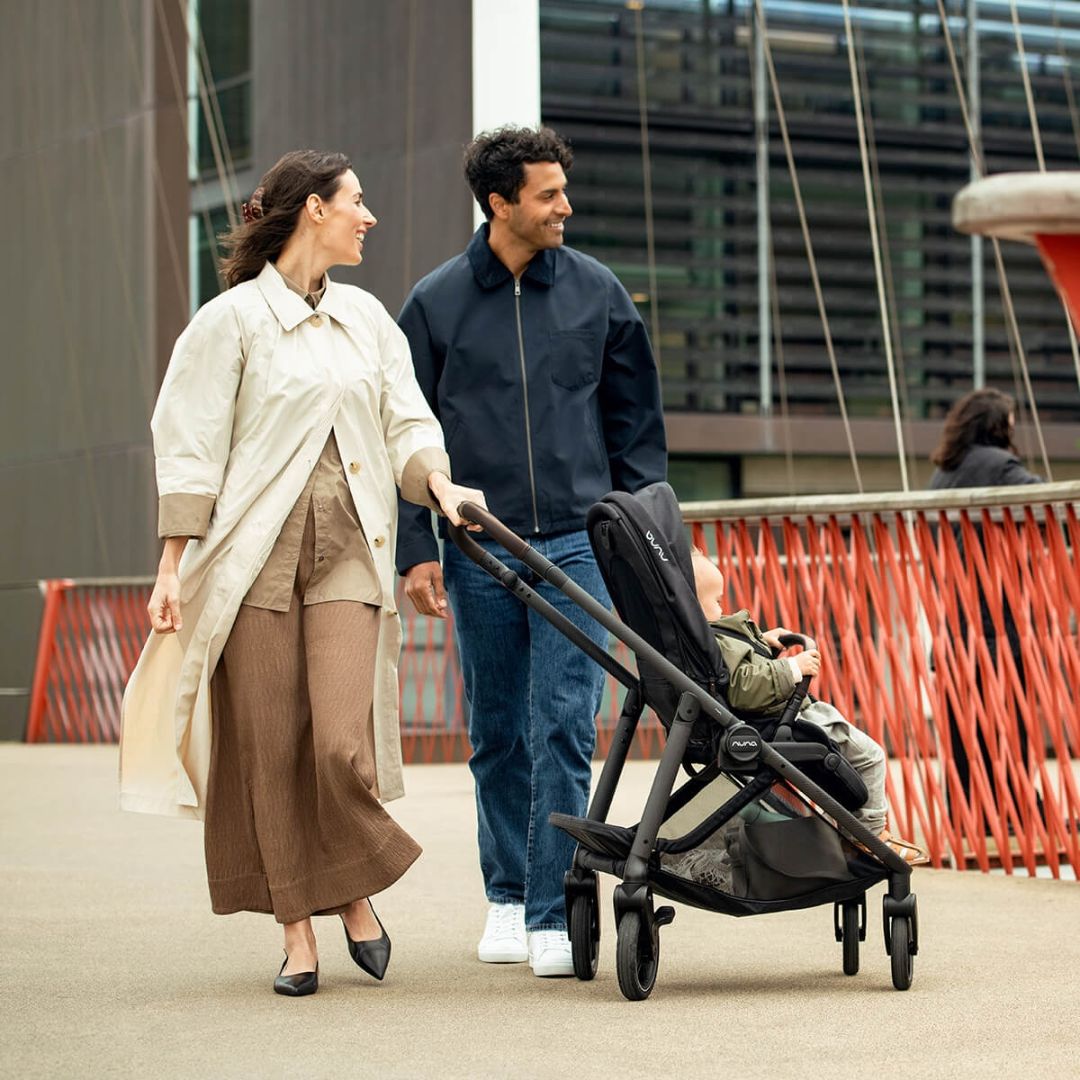 Nuna® Otroški voziček Swiv™ Chateau Nuna