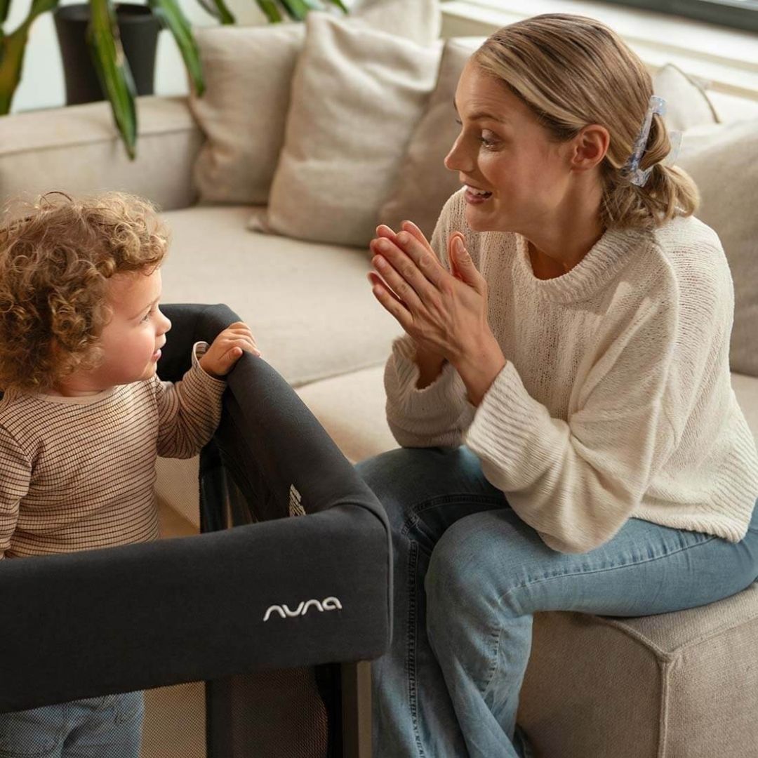 Nuna® Prenosna posteljica Paal™ Caviar Nuna