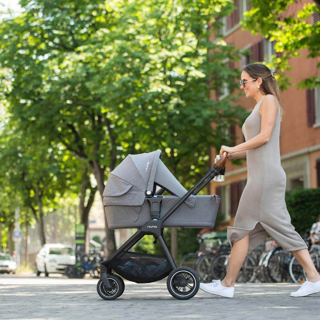 Nuna® Triv™ Next Košara za novorojenčka Lytl™ Caviar Nuna