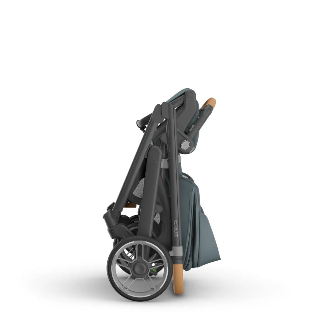 UPPAbaby® Otroški voziček Cruz V3 Dillan + GRATIS lupinica MESA I-SIZE 0+ Gregory UPPAbaby