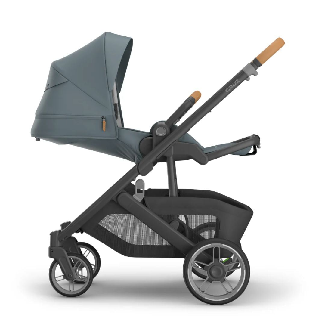 UPPAbaby® Otroški voziček Cruz V3 Dillan + GRATIS lupinica MESA I-SIZE 0+ Gregory UPPAbaby