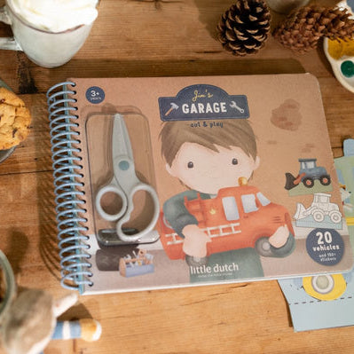 Little Dutch® Knjiga s škarjami Jim & Friends Little Dutch