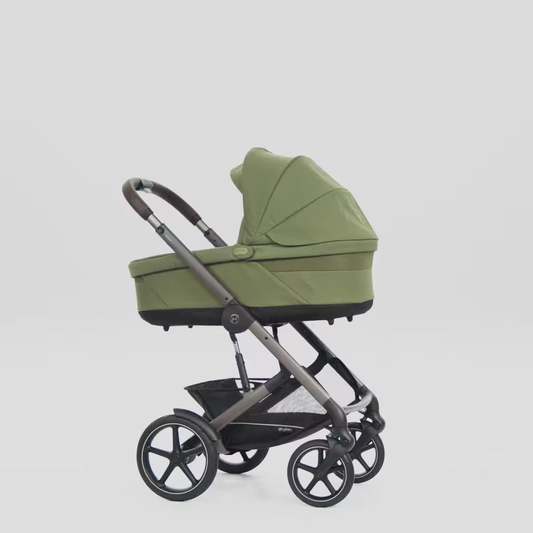 Charger la vidéo : Cybex® Poussette Talos S LUX (0-22 kg) Moss Green (Taupe Frame)