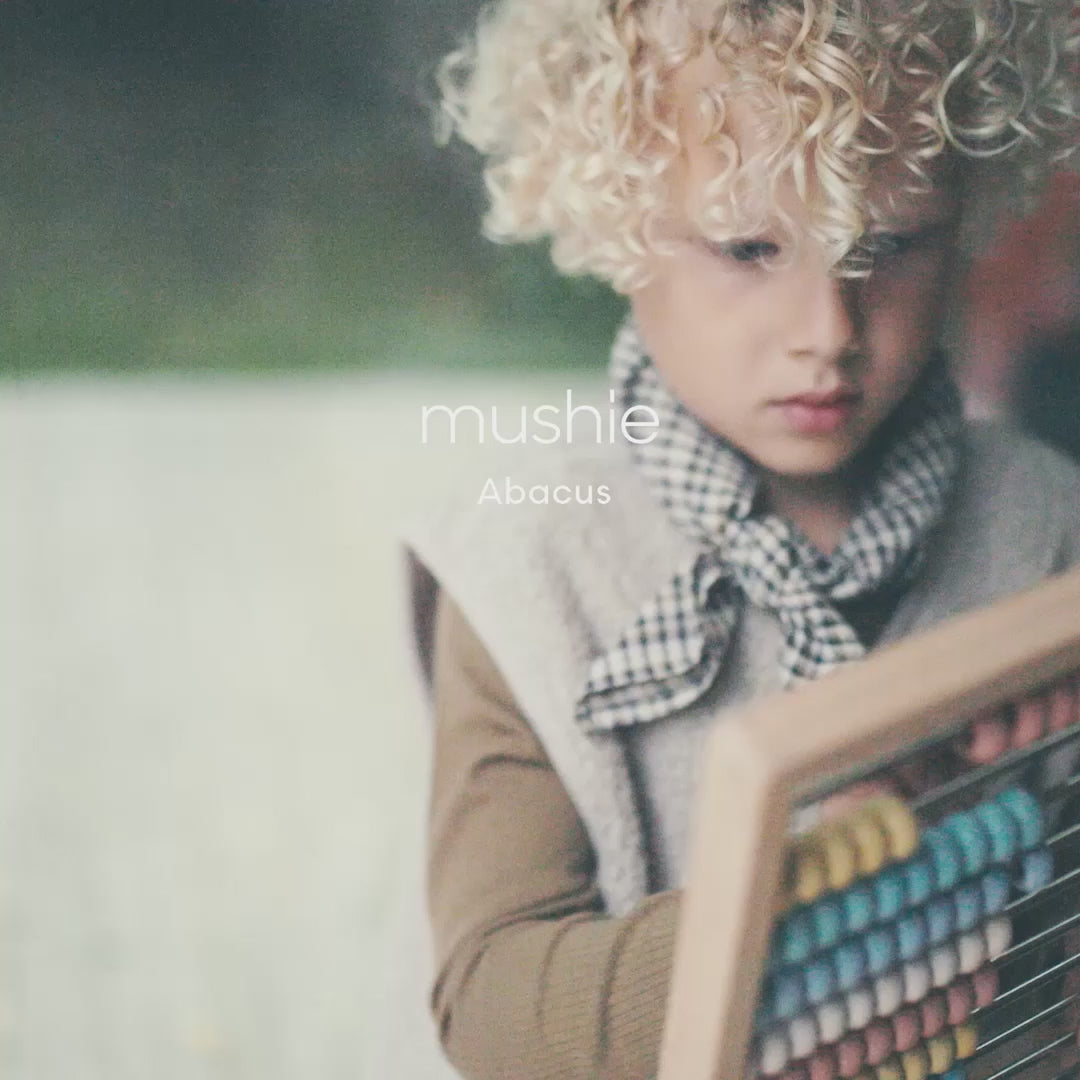 Naloži video: Mushie® Abakus iz lesa