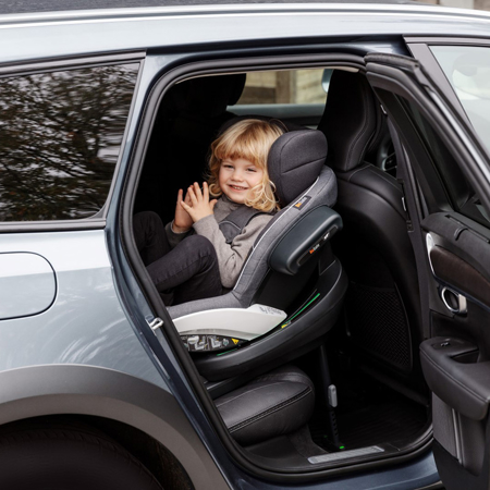 Besafe® Dječja autosjedalica  iZi Modular X1 i-Size (40-75 cm) Premium Car Interior Black