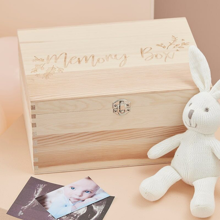 Slika za Ginger Ray® Drvena kutijica Memory Box